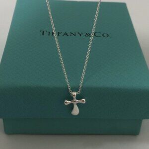 Tiffany & Co. ELSA PERETTI? Cross Pendant